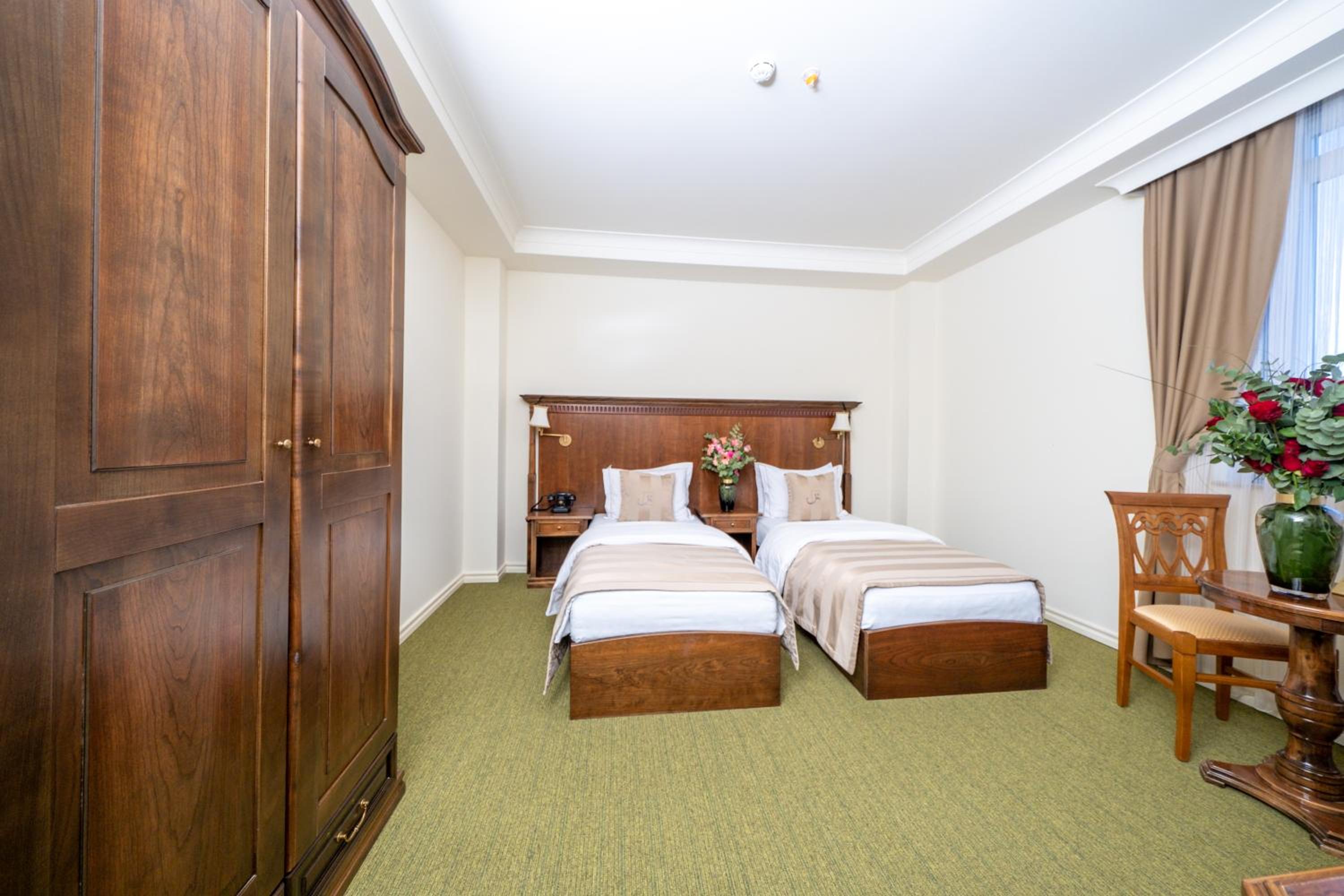 garden hotel pristina