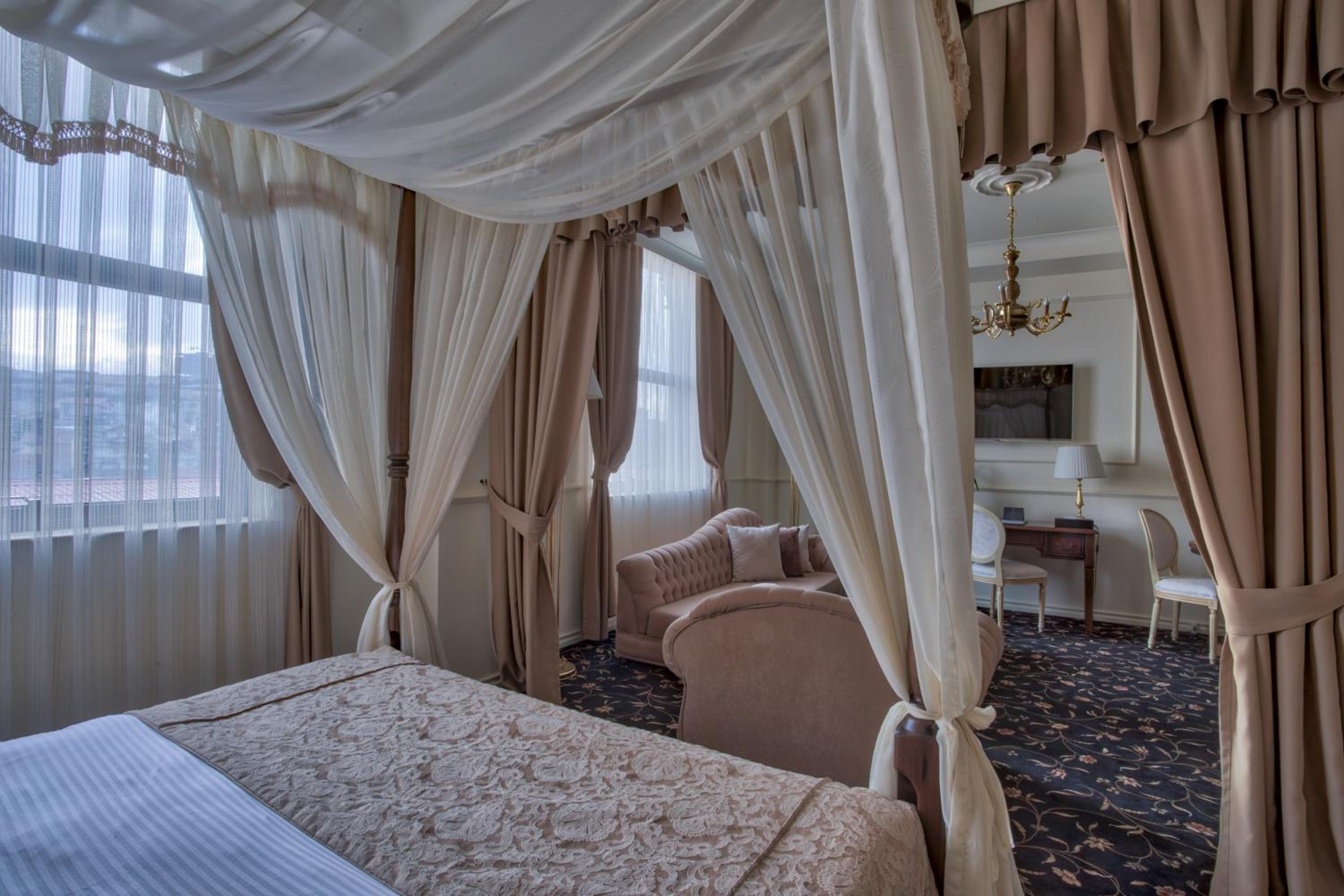 garden hotel pristina