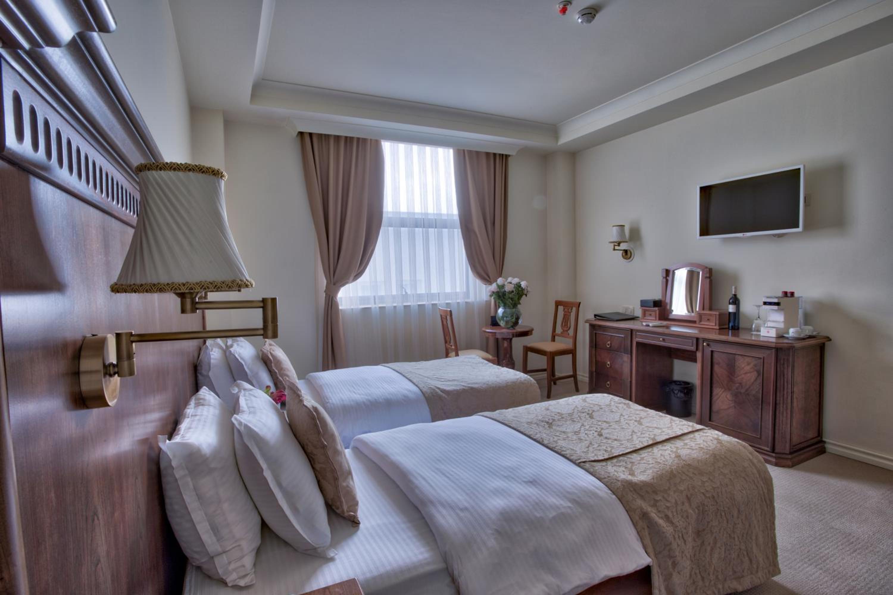 garden hotel pristina