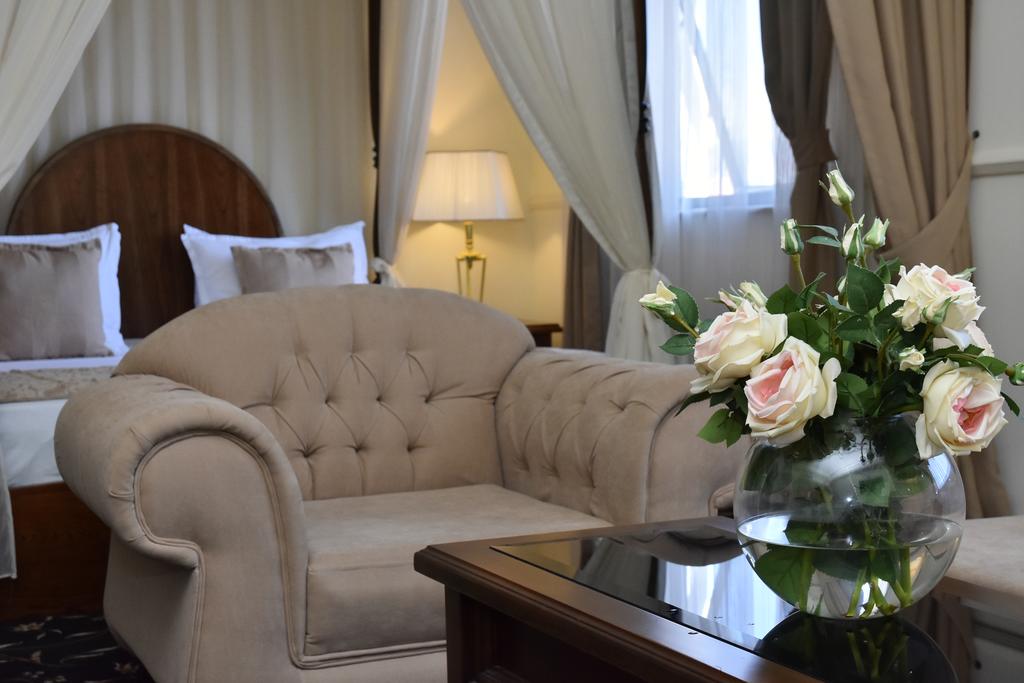 garden hotel pristina