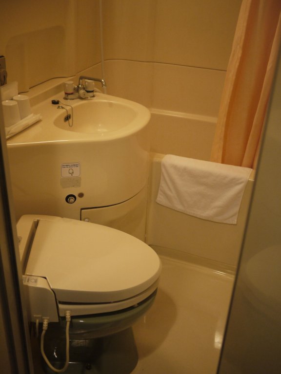 hotel resh tottori ekimae