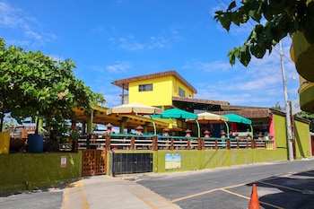 hotel estero y mar
