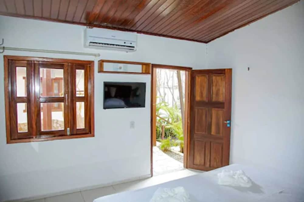 jeri village hotel