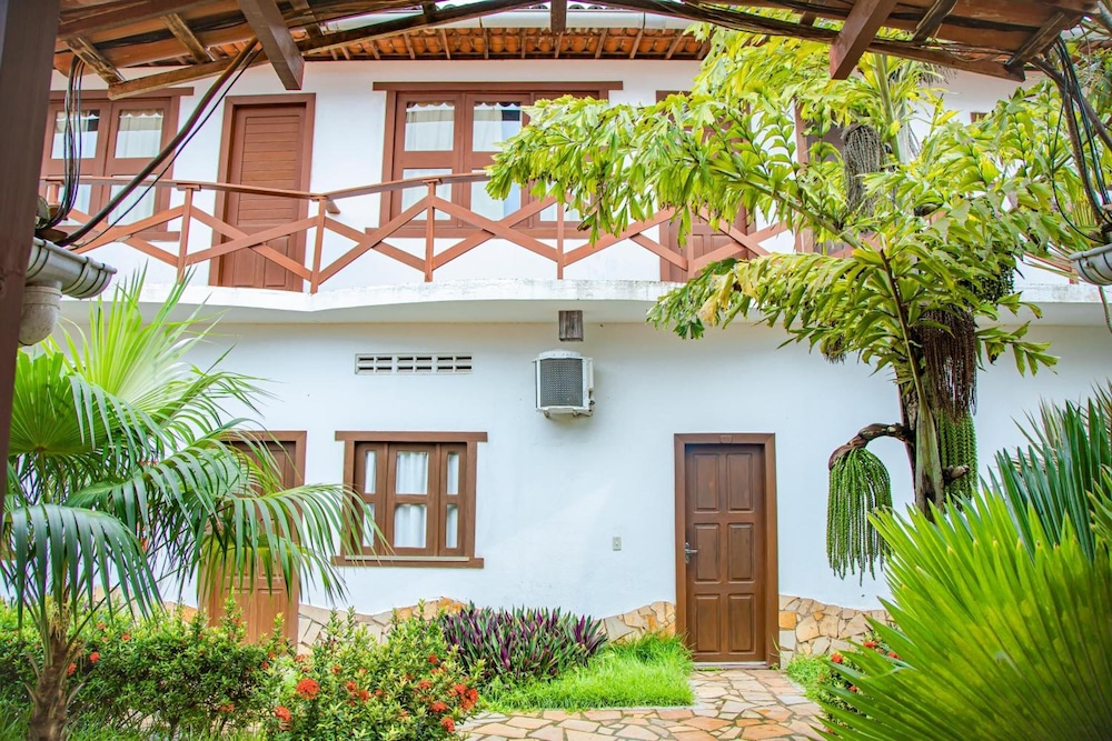 jeri village hotel