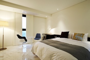 urban boutique hotel