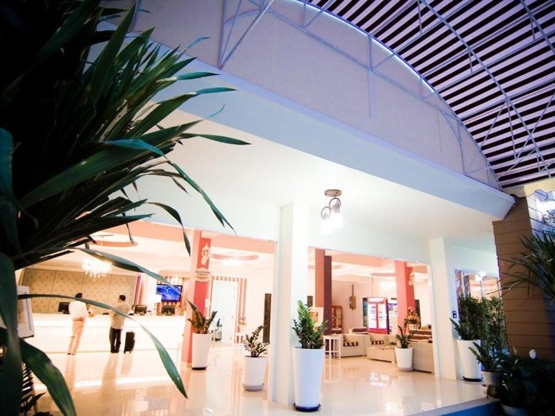 boonsiri boutique hotel