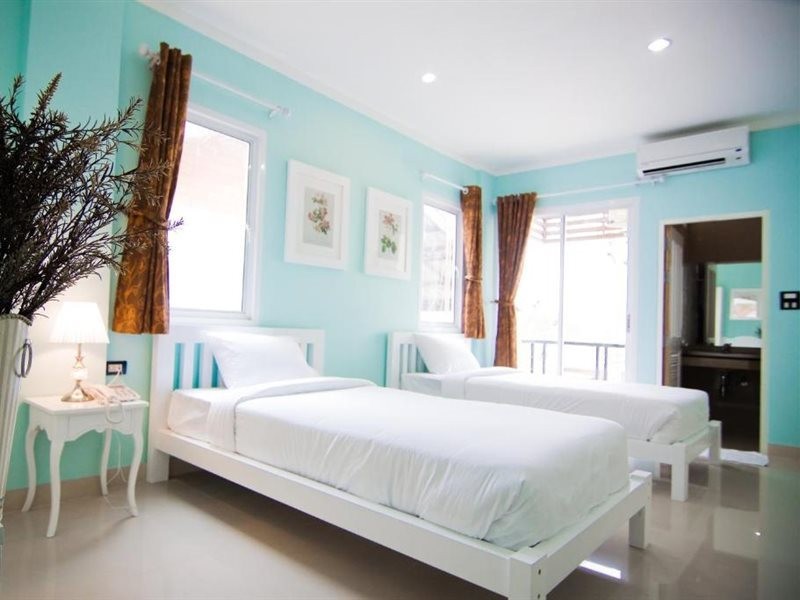 boonsiri boutique hotel