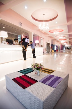 boonsiri boutique hotel