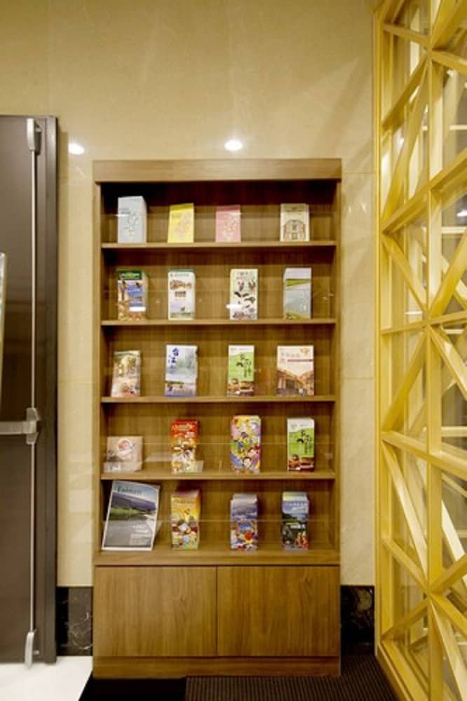 kindness hotel tainan chihkan tower