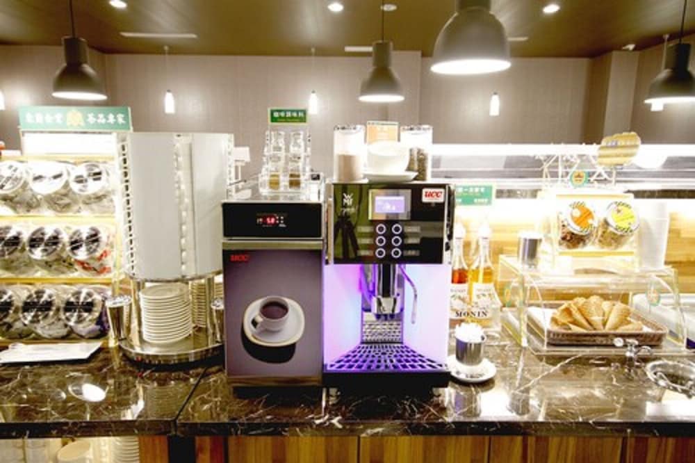 kindness hotel tainan chihkan tower