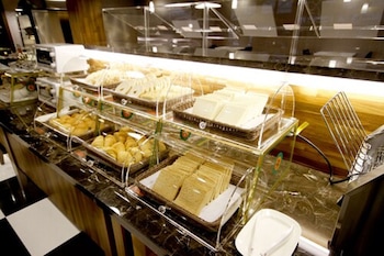 kindness hotel tainan chihkan tower