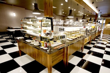 kindness hotel tainan chihkan tower