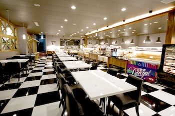 kindness hotel tainan chihkan tower