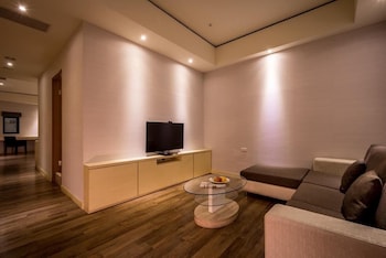 jai chateau hotels and hostels