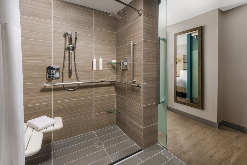 hilton garden inn new york times square north