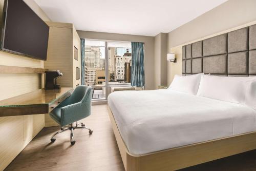 hilton garden inn new york times square north