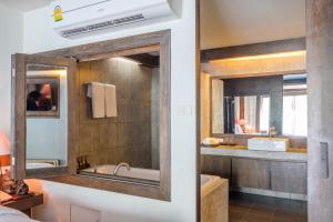 Naina Resort & Spa,Kathu>>Karon Beach,4 star