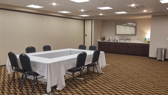 holiday inn express and suites golden denver area