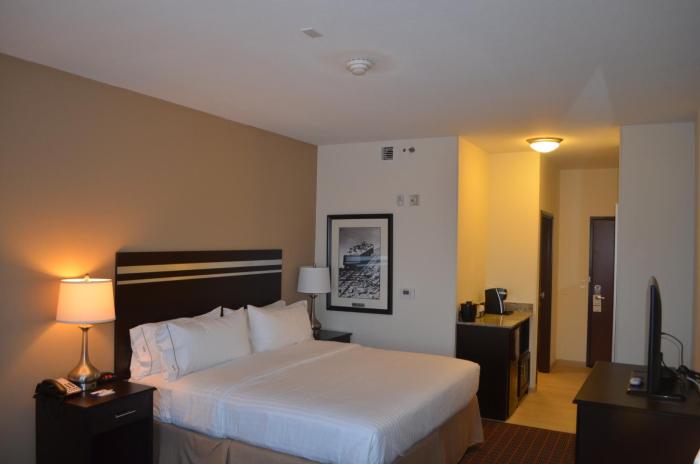 holiday inn express and suites golden denver area