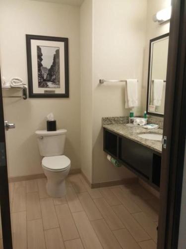 holiday inn express and suites golden denver area