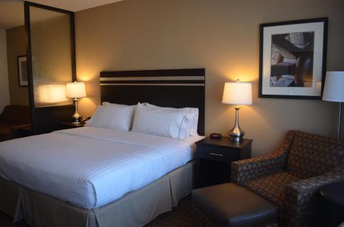 holiday inn express and suites golden denver area
