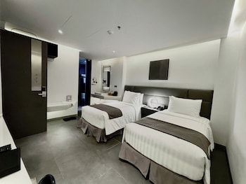 legend boutique hotel