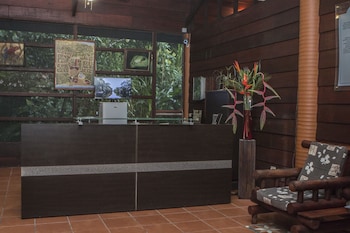 aninga lodge