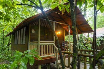 aninga lodge