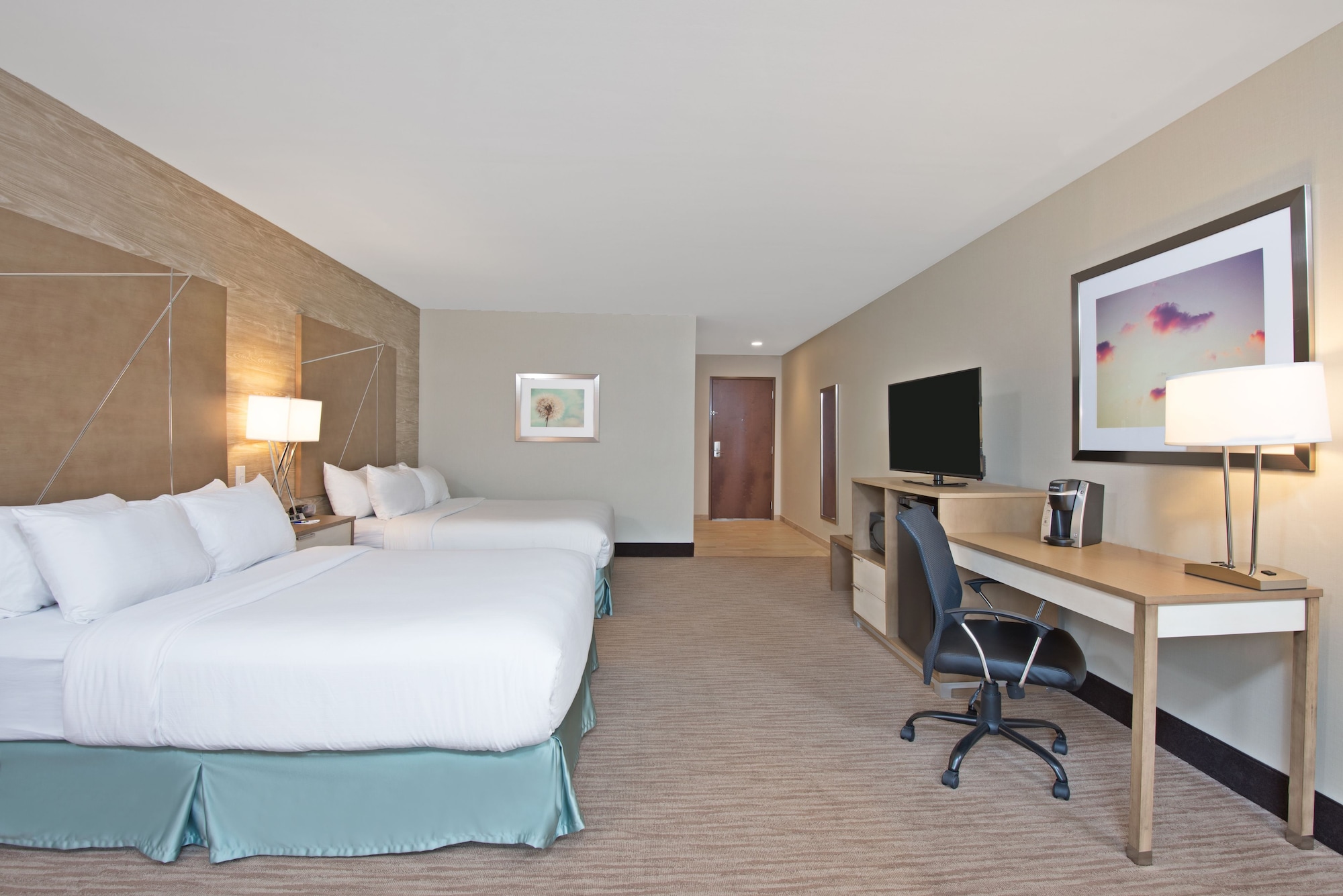 holiday inn express and suites new cumberland by ihg
