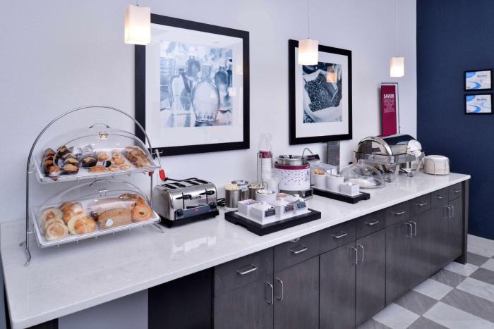 hampton inn and suites shelby