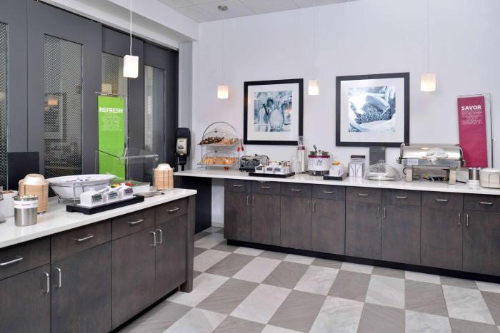 hampton inn and suites shelby
