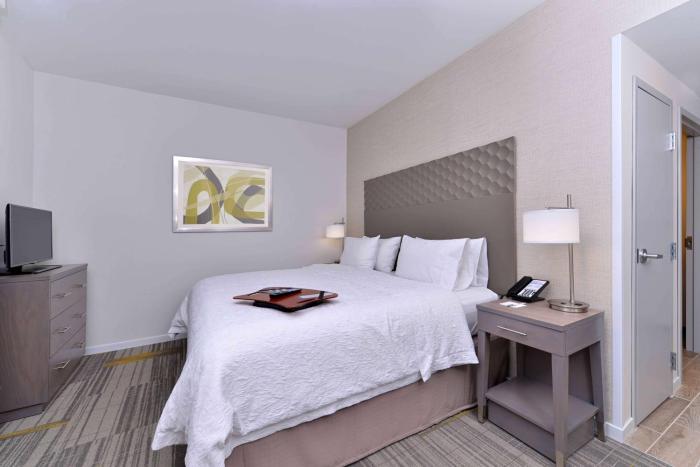 hampton inn and suites shelby