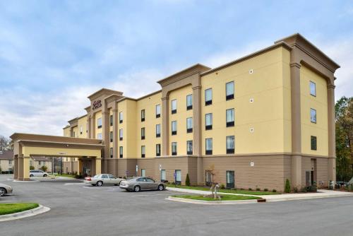 hampton inn and suites shelby