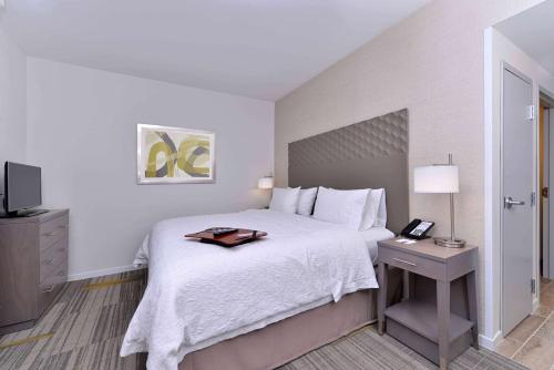 hampton inn and suites shelby