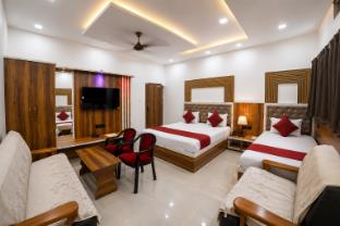 Hotel Devansh Inn,,2 star