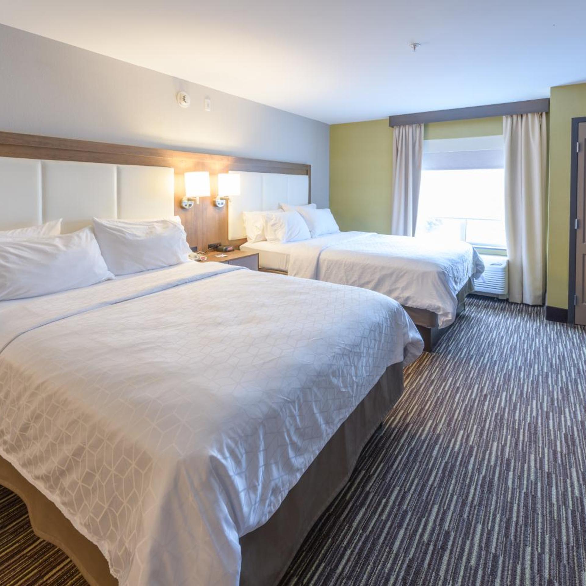 holiday inn express and suites jamestown by ihg