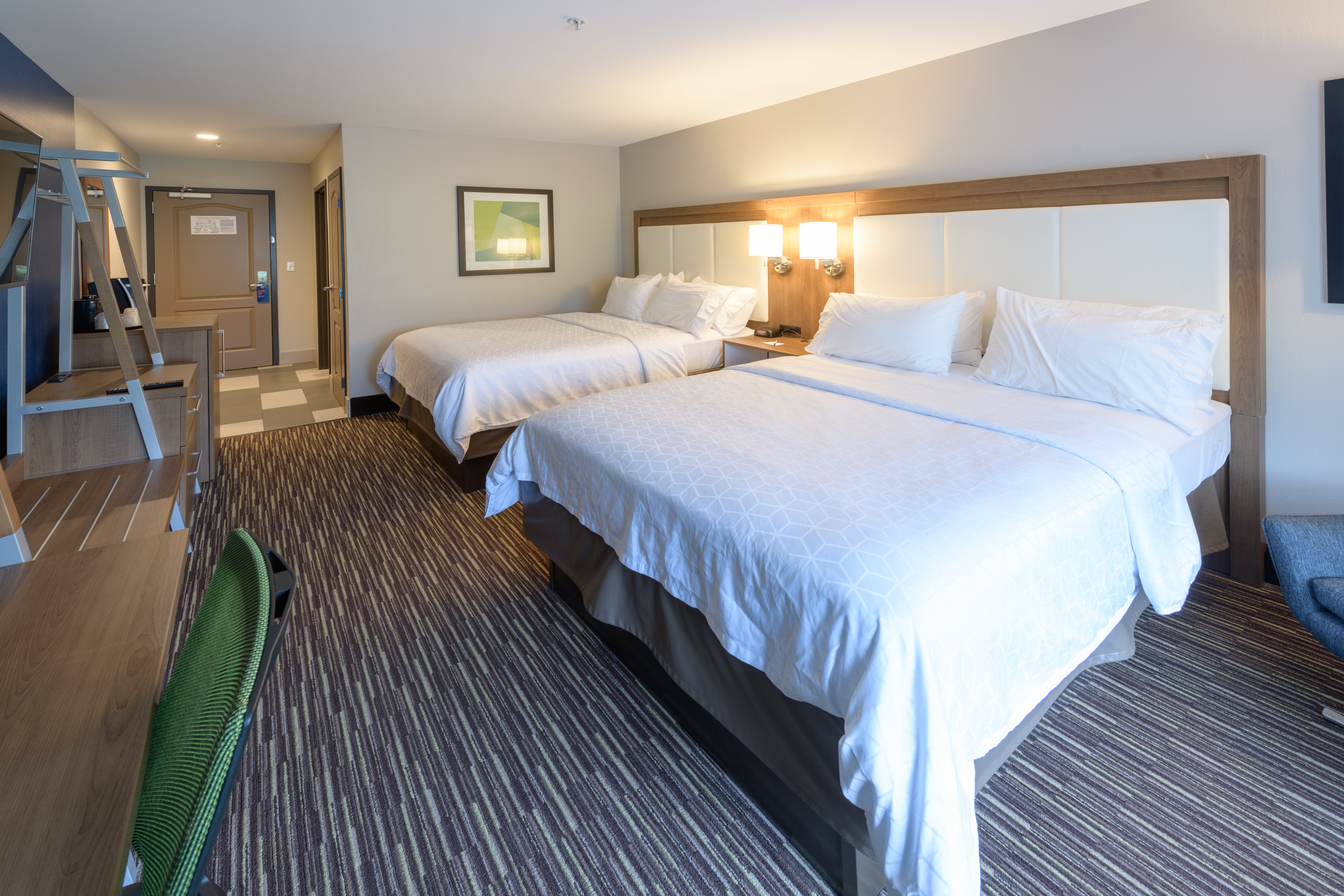 holiday inn express and suites jamestown by ihg