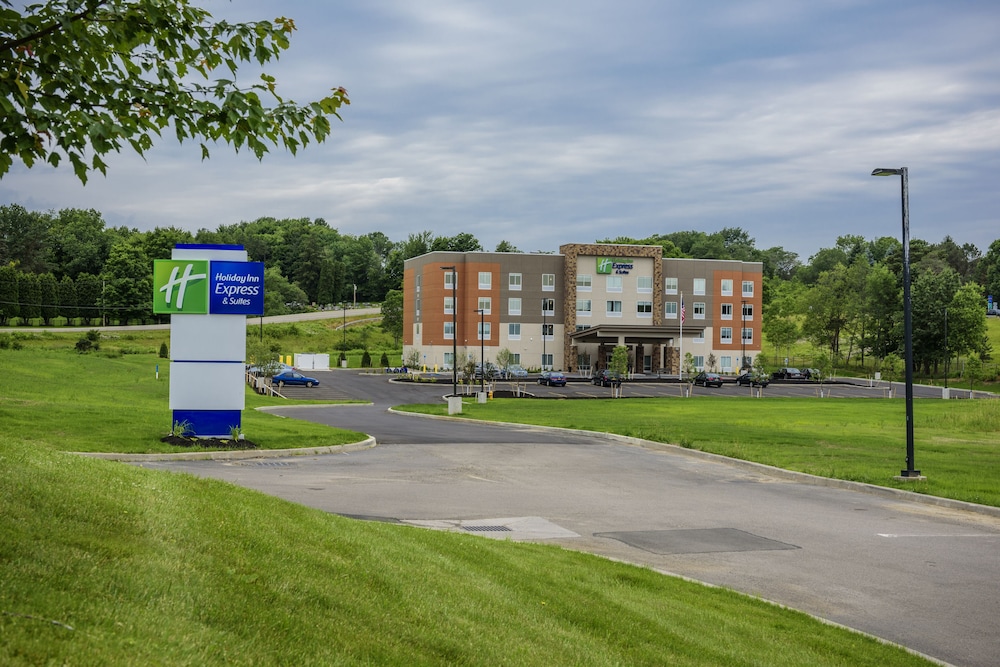 holiday inn express and suites jamestown by ihg