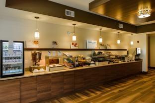 holiday inn express and suites jamestown by ihg