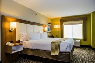holiday inn express and suites jamestown by ihg