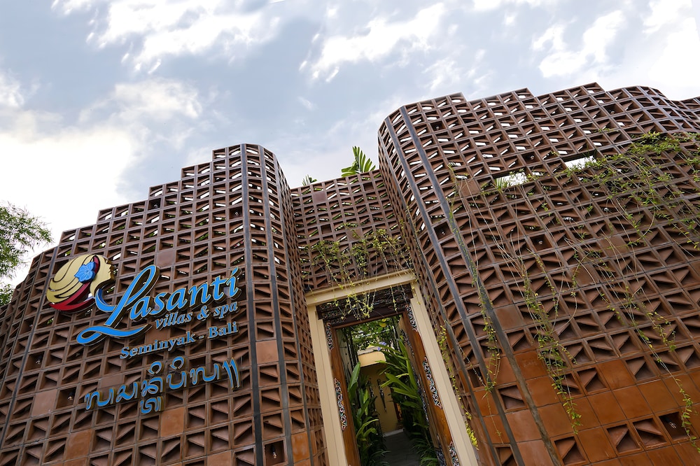 lasanti villas seminyak bali