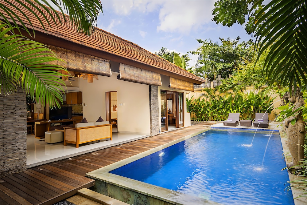 lasanti villas seminyak bali