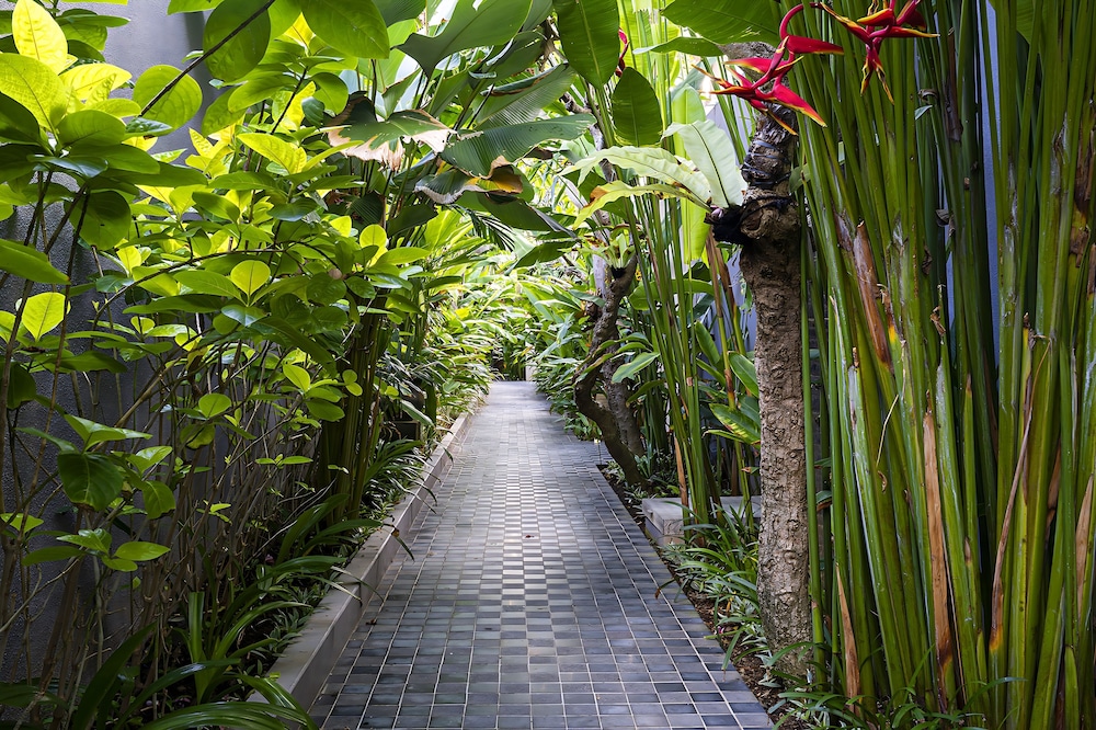 lasanti villas seminyak bali