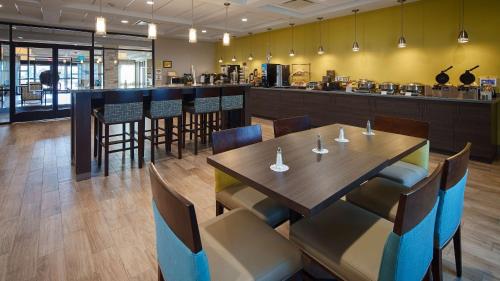 best western plus college station inn and suites