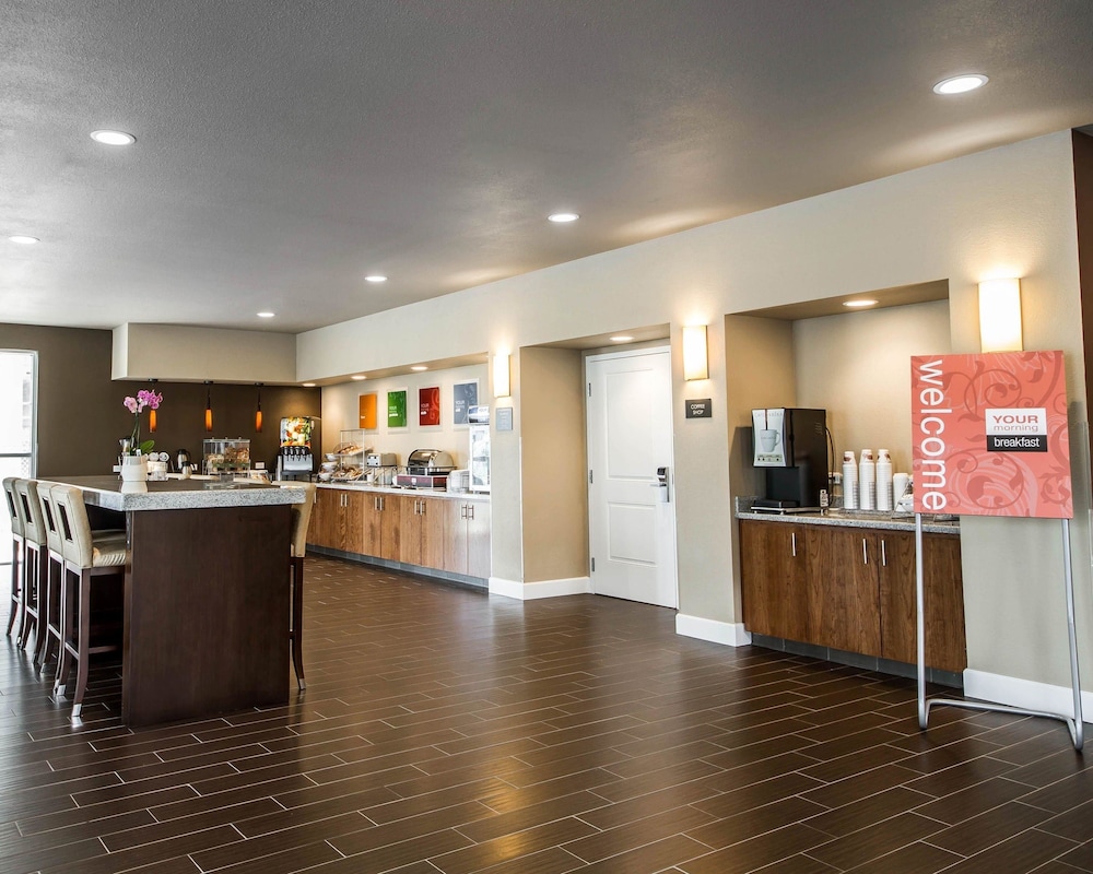 Comfort Suites Woodland - Sacramento Airport,Sacramento>>Mcclellan,3 star