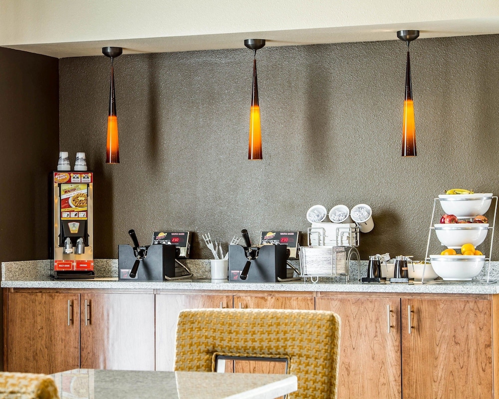 comfort suites woodland sacramento airport