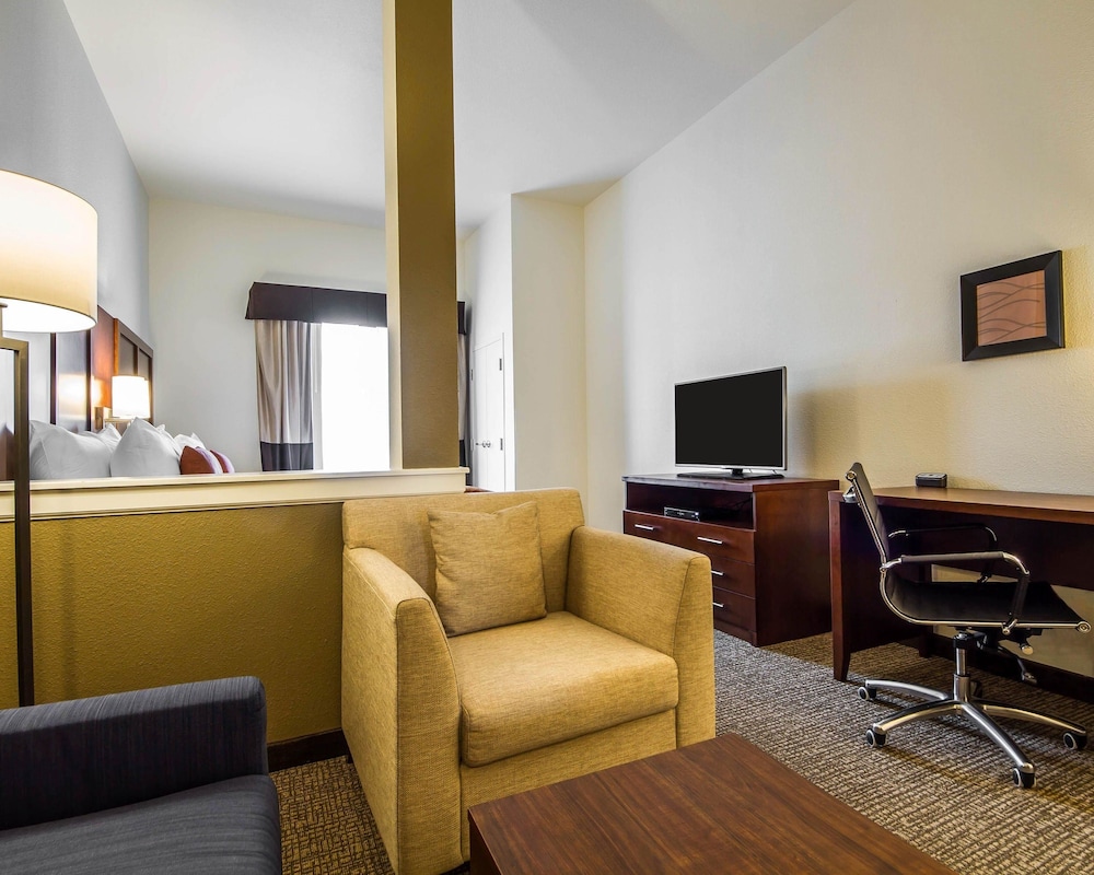comfort suites woodland sacramento airport