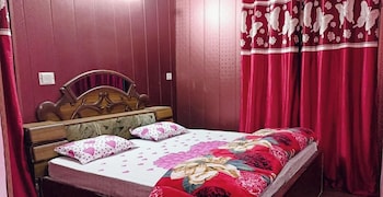 Inheart Homestay Mussoorie,205 Camels Back Rd Peak View Estate,2 star