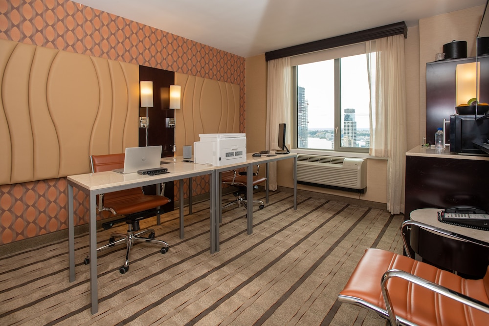 holiday inn new york city times square by ihg