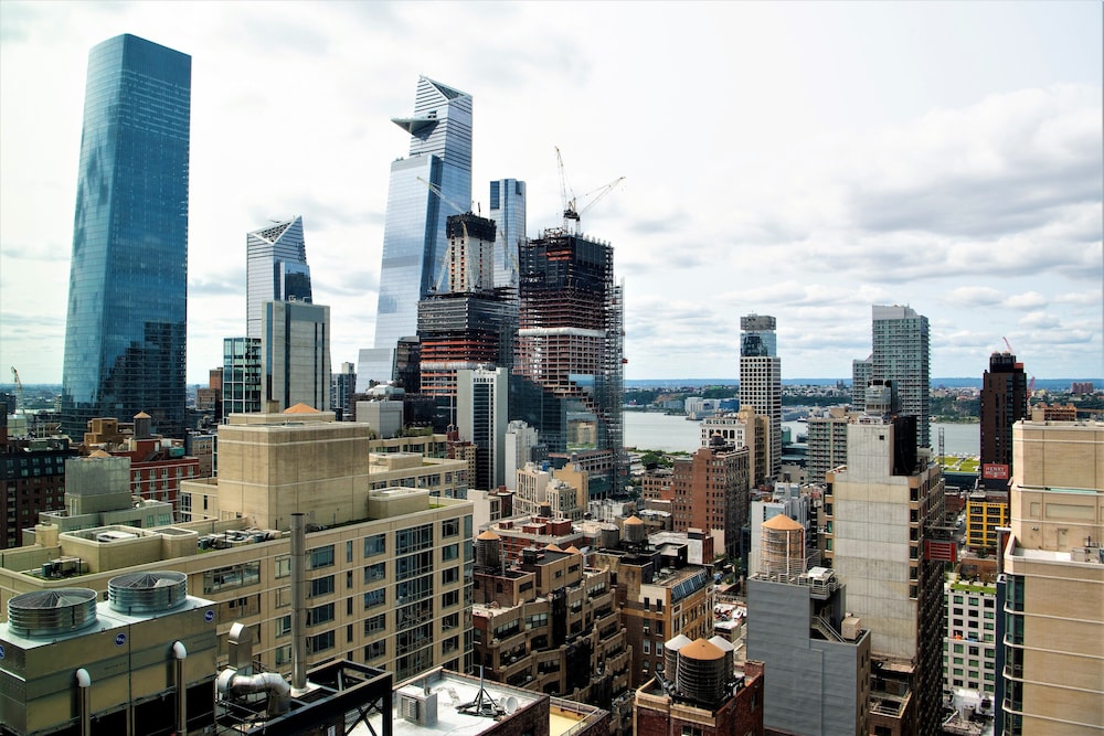 holiday inn new york city times square by ihg